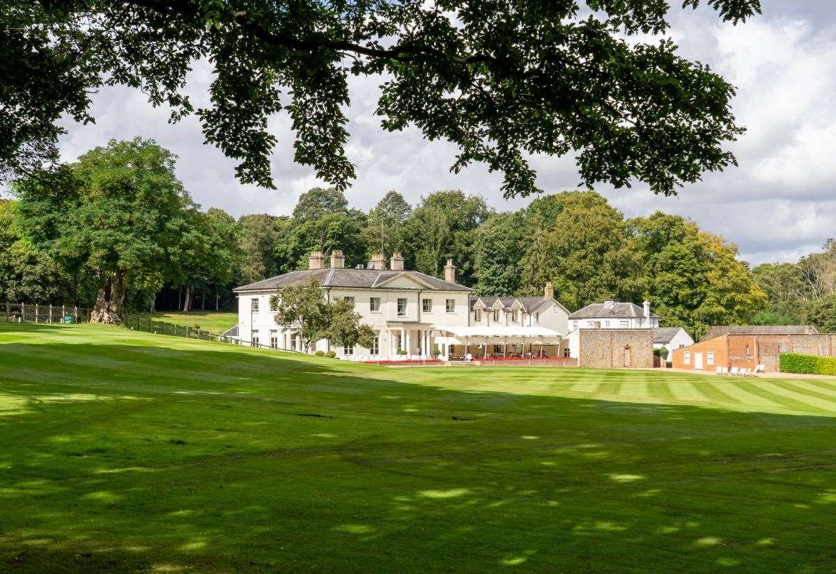 velvetmag competition