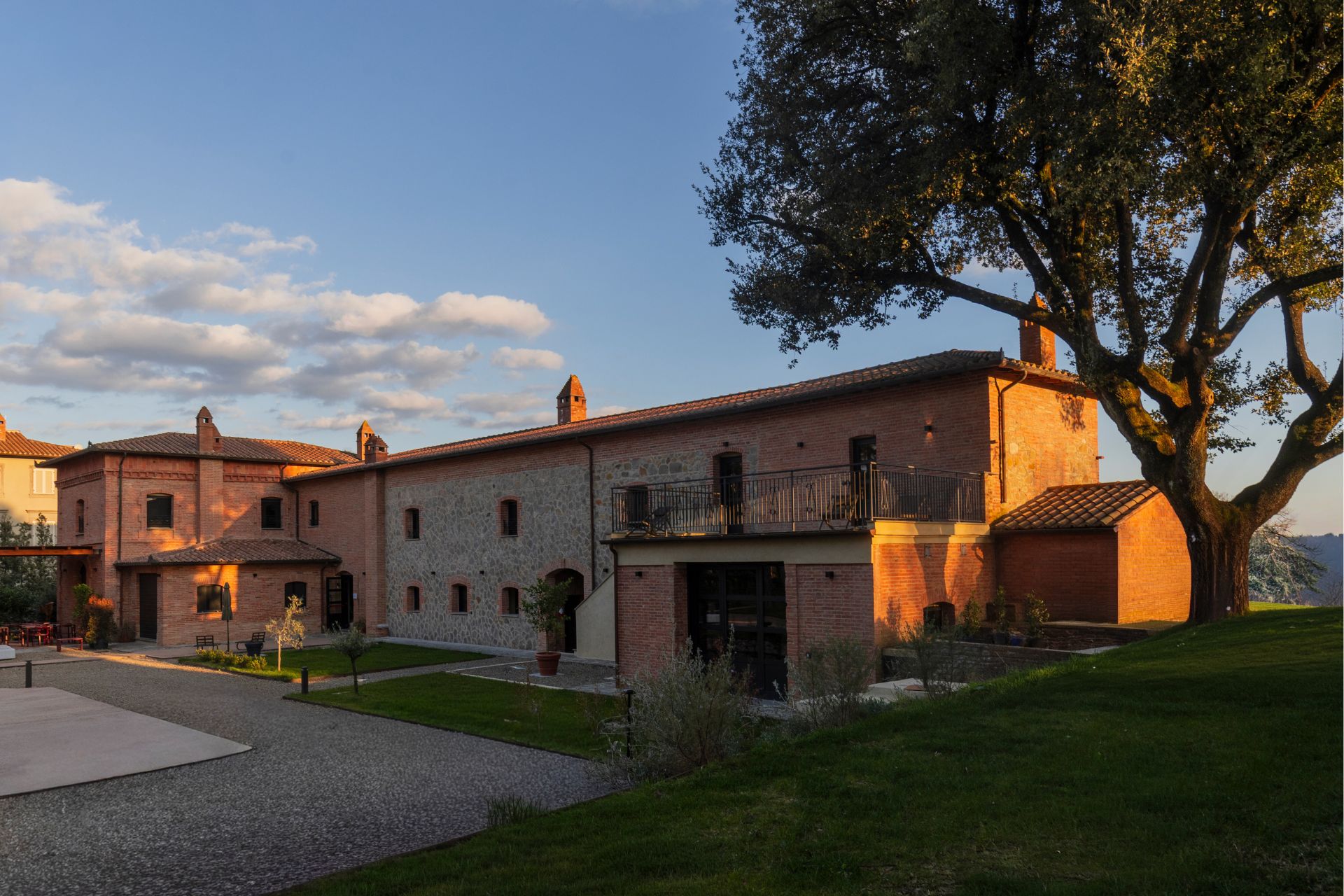 Country & Town House competition