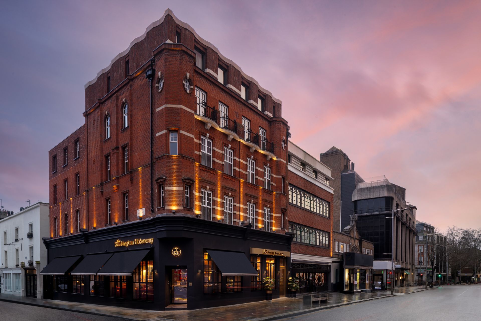 Country & Town House competition